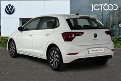 VOLKSWAGEN Polo Photo 3