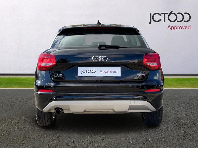 AUDI Q2 Photo 7