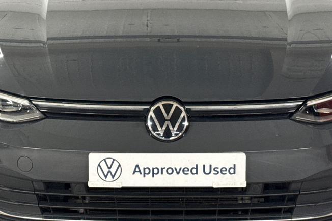 VOLKSWAGEN Golf Photo 29