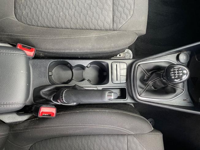 FORD Fiesta Photo 33
