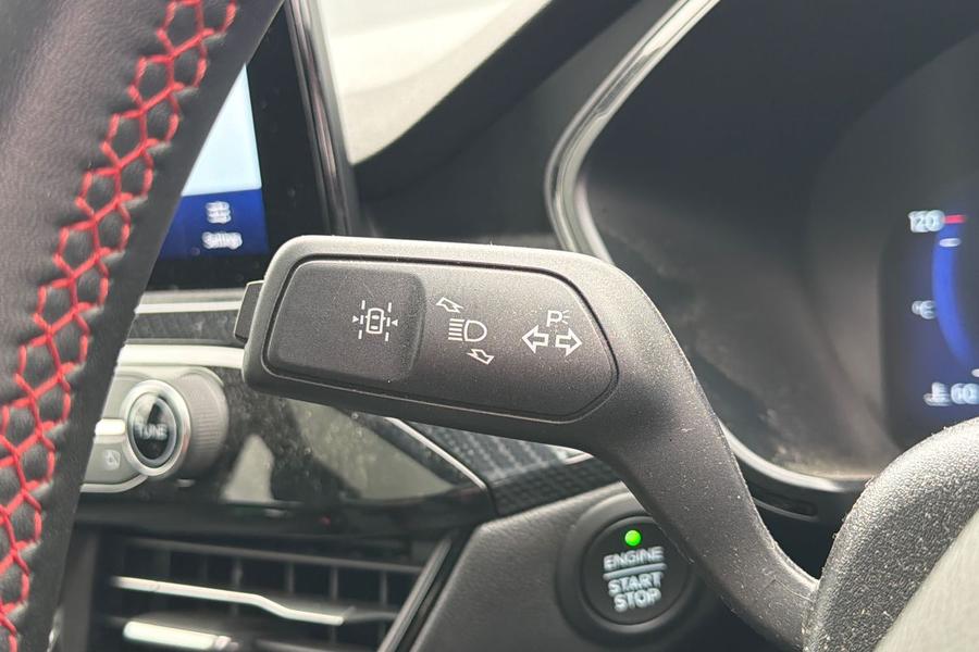 Ford KUGA Photo autoimg-006d36f78321b2fa9e968aa5cb89108f3e5ee4a0.jpg