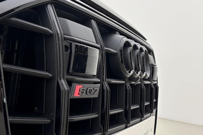 AUDI Sq7 Photo 21