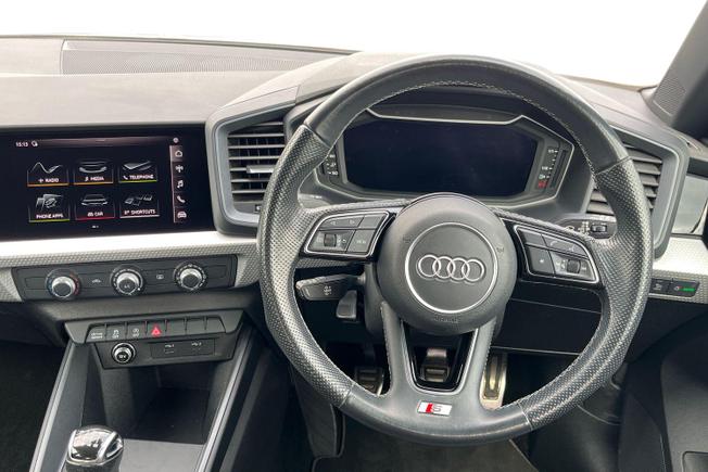 Audi A1 Photo 11