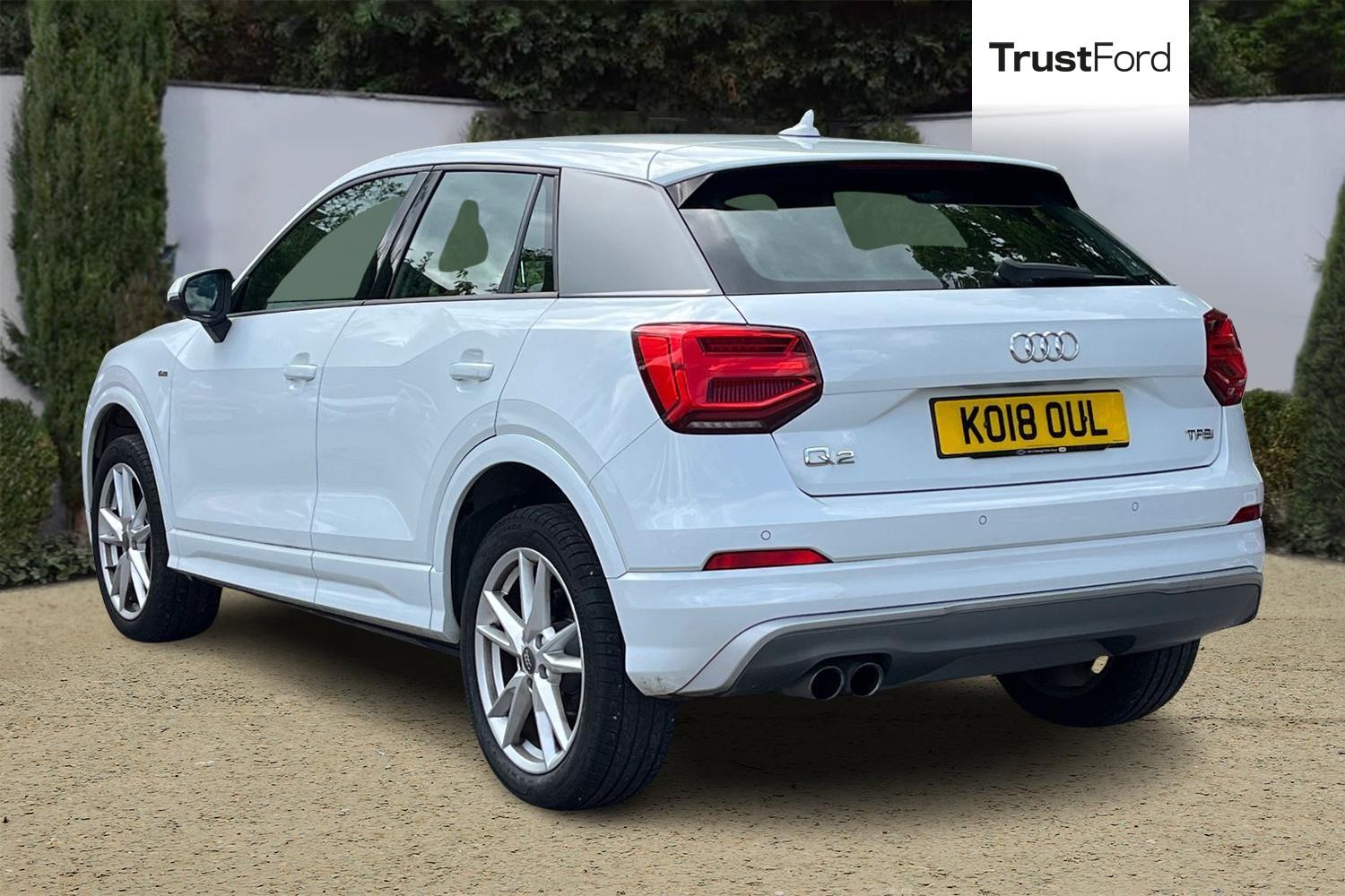 Audi Q2 Photo 1