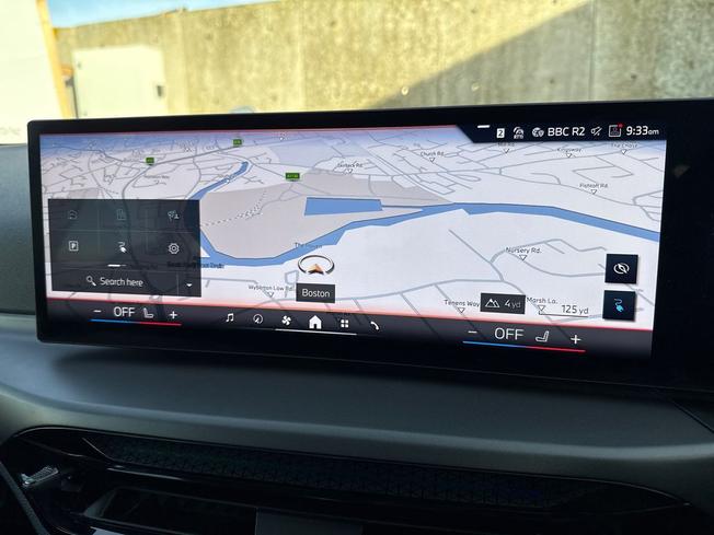 BMW I4 Photo 14