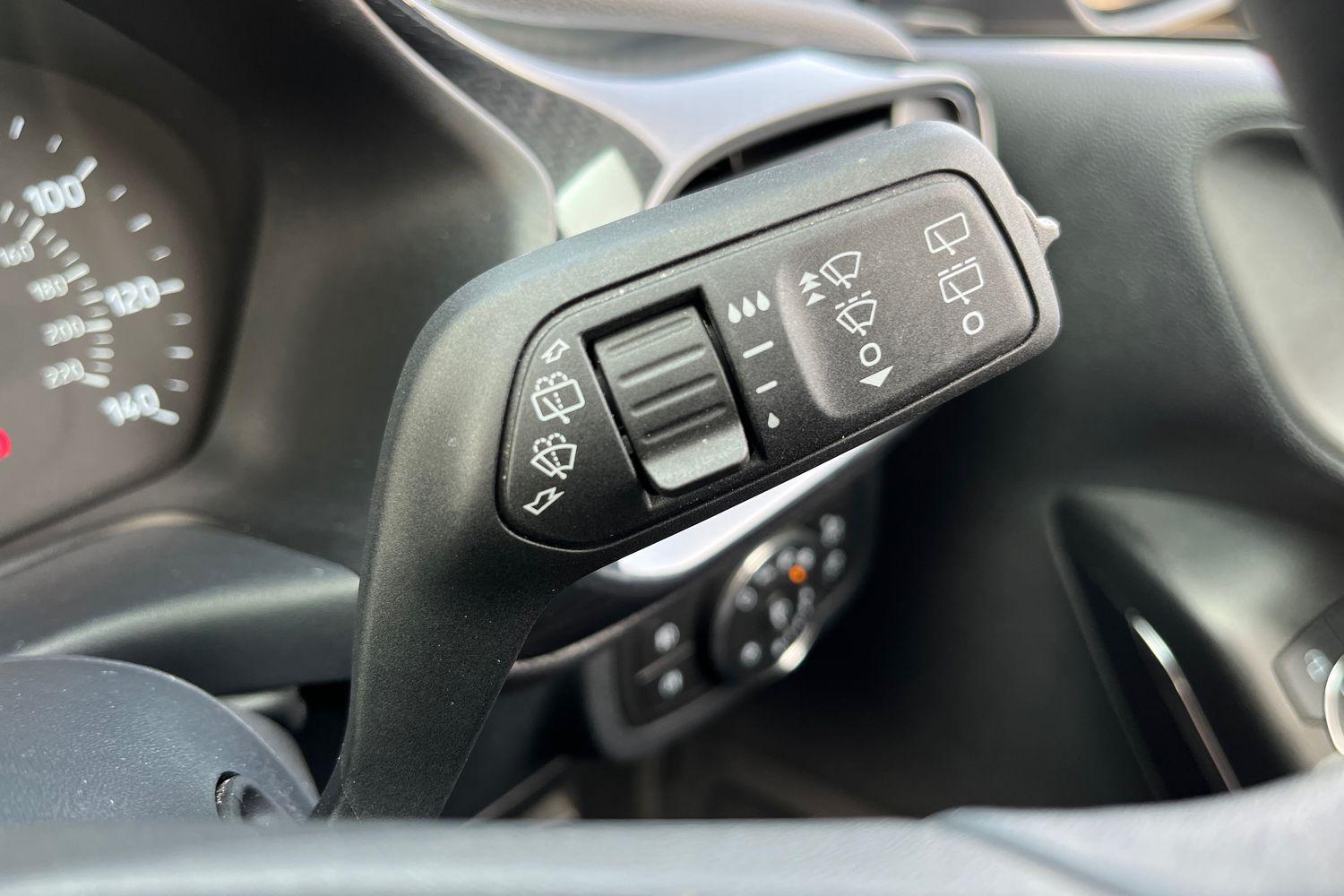 Ford Fiesta Photo 14
