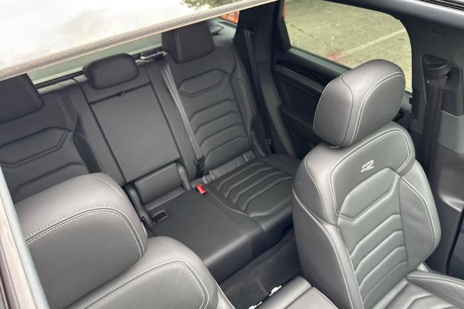 VOLKSWAGEN Touareg Photo 29
