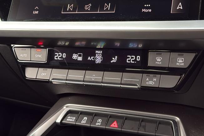 AUDI A3 Photo 32