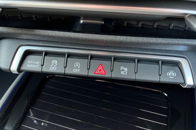 AUDI Q3 Photo 27