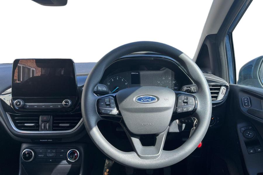 Ford FIESTA Photo autoimg-007c15625d605f7ab412ac767c967baf8d8079fc.jpg