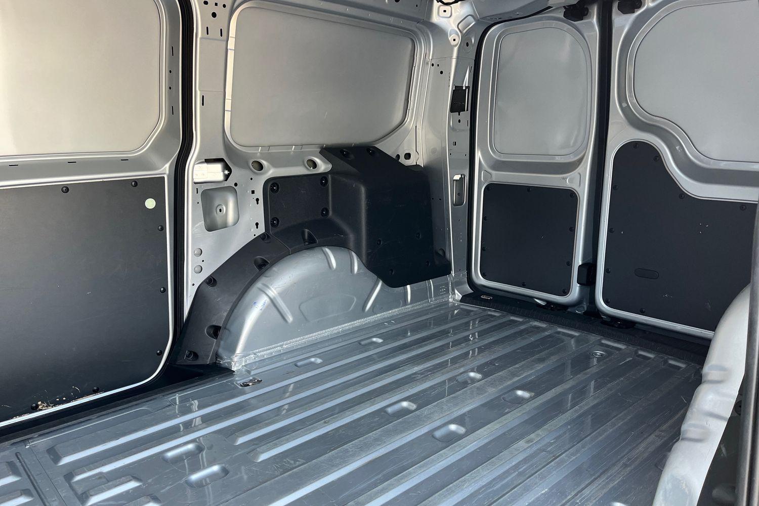 Ford TRANSIT CONNECT Photo 3