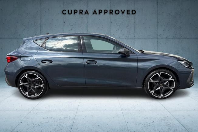 CUPRA Leon Photo 4