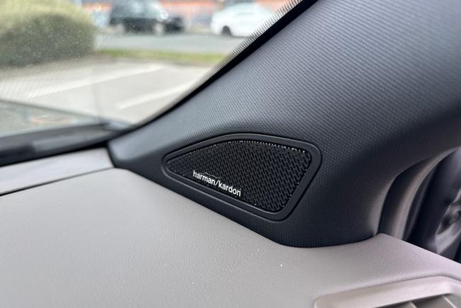 VOLKSWAGEN Amarok Photo 34