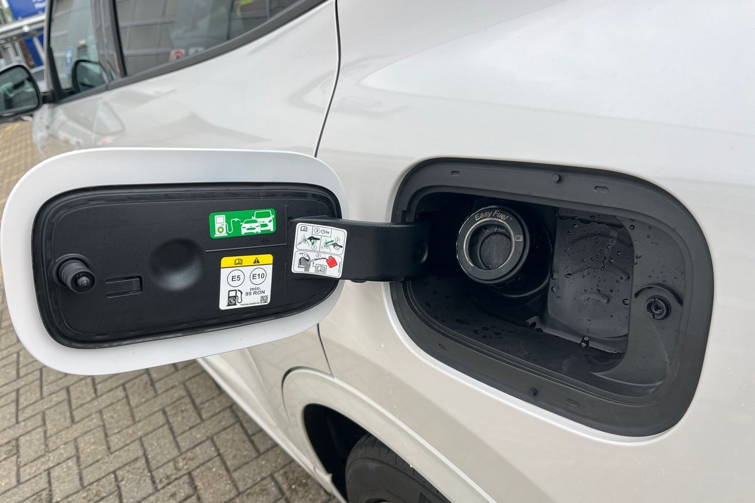 Ford KUGA Photo 37