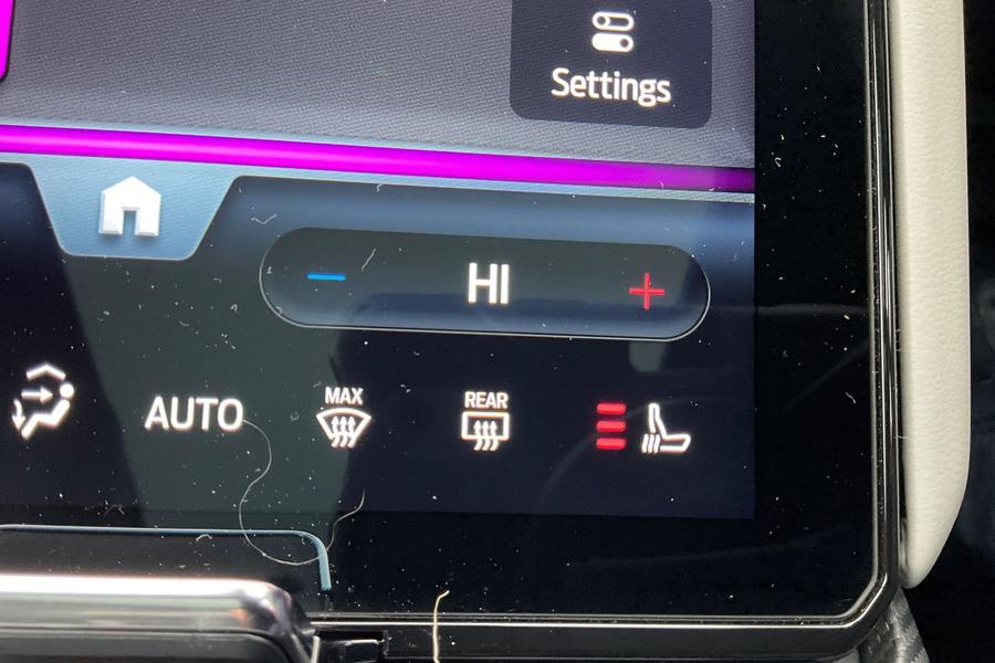 Ford Explorer Photo autoimg-0091e6ae52e550ec7865a52cf25aabaf22135413.jpg