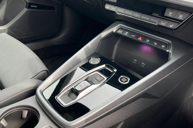 AUDI A3 Photo 31
