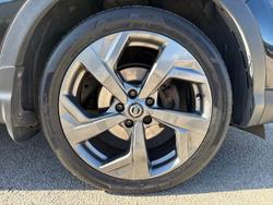 NISSAN Qashqai Photo 5