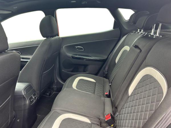 Kia Ceed Photo autoimg-00936283756ade7a98196174d65077320c848e10.jpg