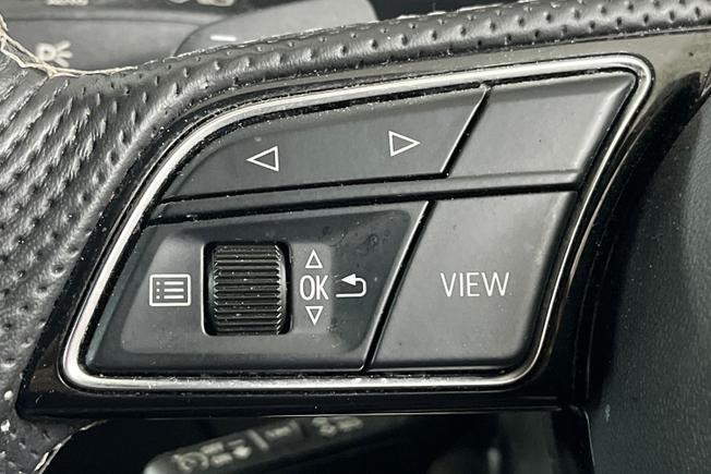 AUDI A4 Photo 16