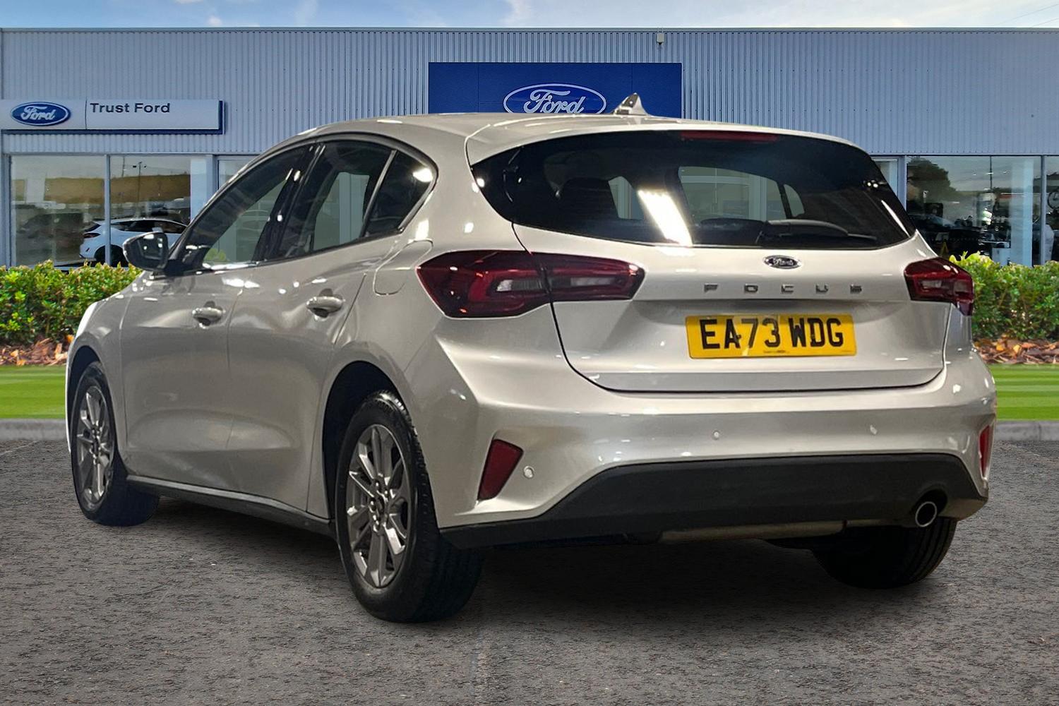 Ford FOCUS Photo 1