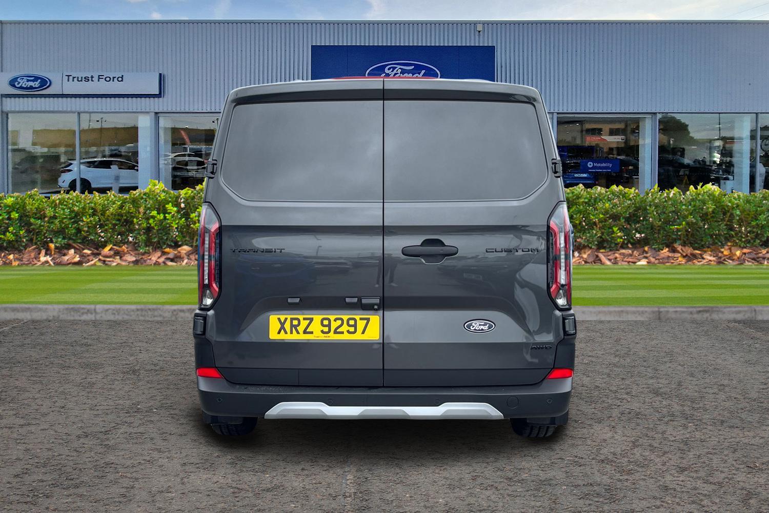 Ford Transit Custom Photo 12