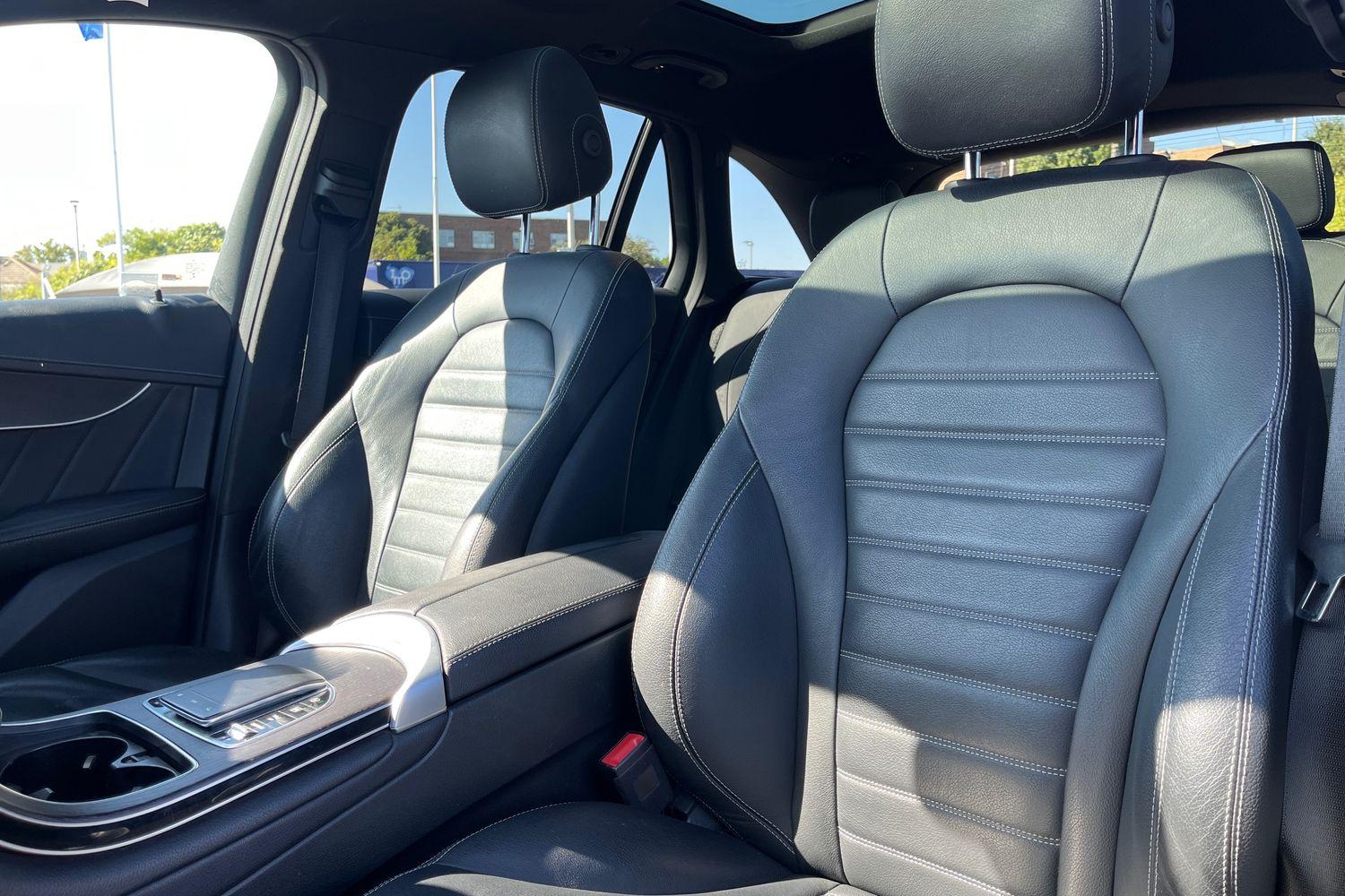 Mercedes-Benz GLC Photo 18
