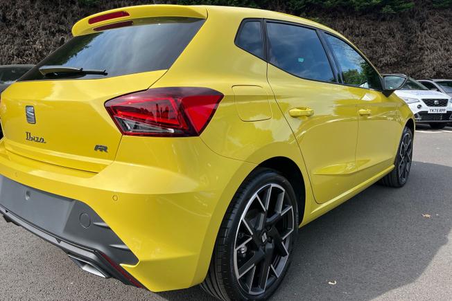 SEAT Ibiza Photo 23