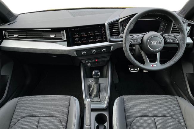 AUDI A1 Photo 10