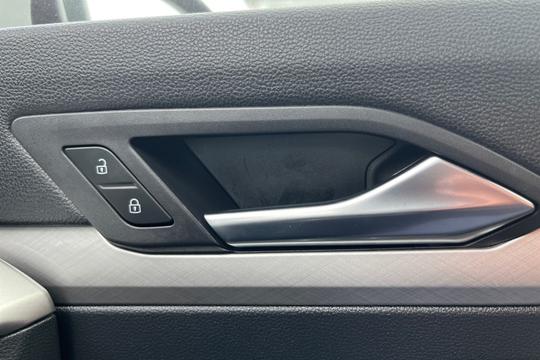 Volkswagen Golf Photo autoimg-009e1070f7b7e4b34a60c31125881f60dfa96c41.jpg