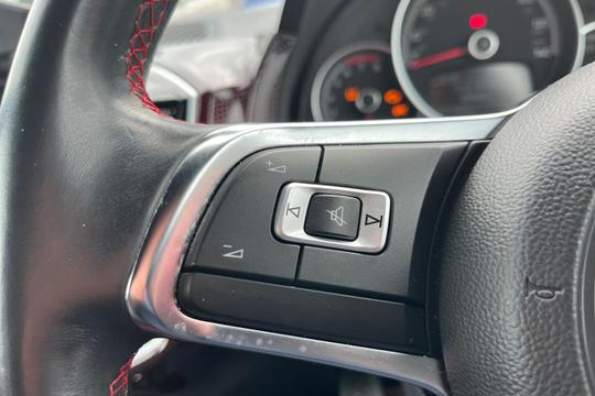 Volkswagen up! Photo autoimg-009e1dd8430a18075fbcff147ab1efc0b5e10bb4.jpg