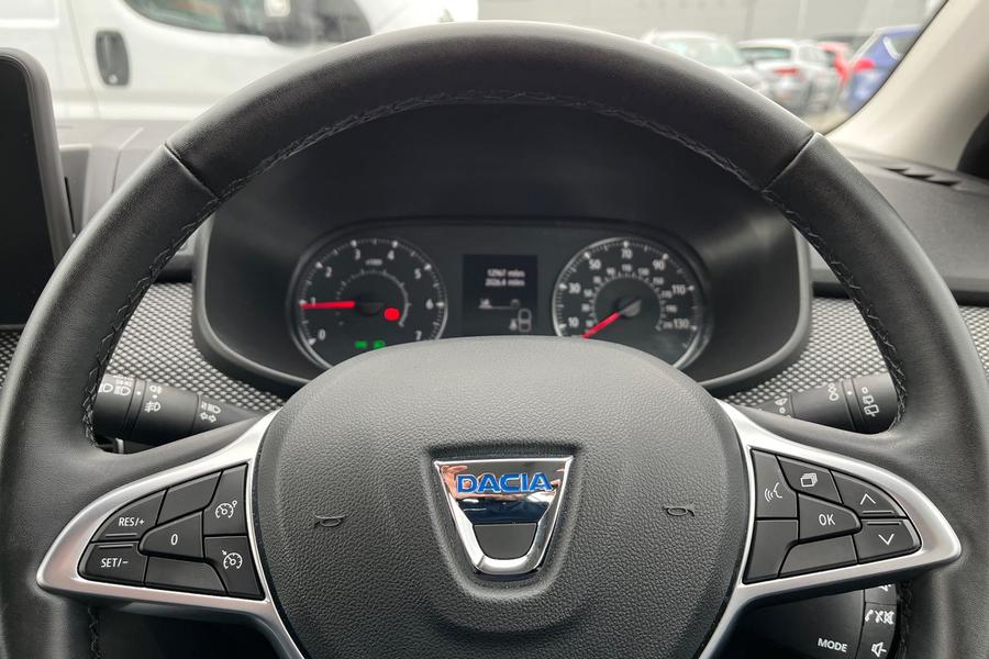 Dacia Sandero Stepway Photo autoimg-00a26b263e33e8e2aab7afe64e9418e6f6c1a9c3.jpg
