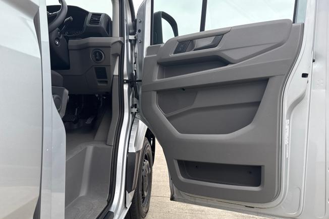 Volkswagen Crafter Photo 21