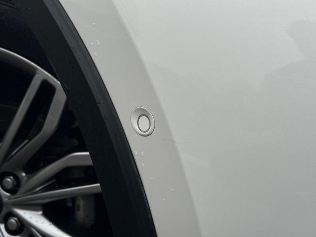 TOYOTA C-Hr Photo 22