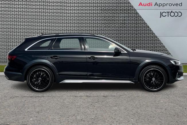 AUDI A4 Allroad Photo 4