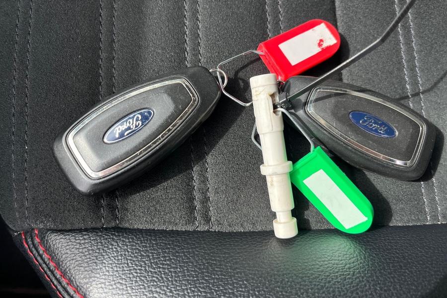 Ford KUGA Photo autoimg-00ac19e40bc116a76648a7999c1c13e3caee1944.jpg
