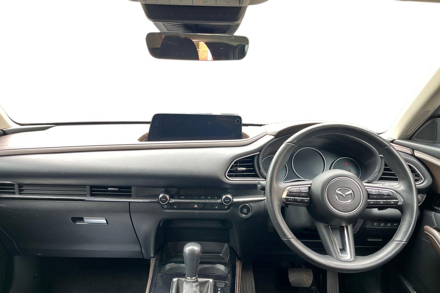 Mazda CX-30 Photo 9