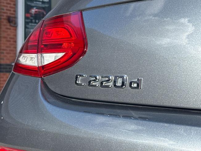 MERCEDES-BENZ C Class Photo 29