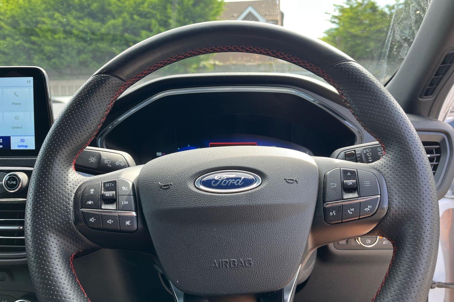 Ford KUGA Photo 11