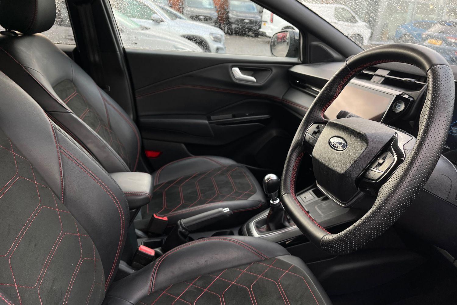 Ford PUMA Photo 16