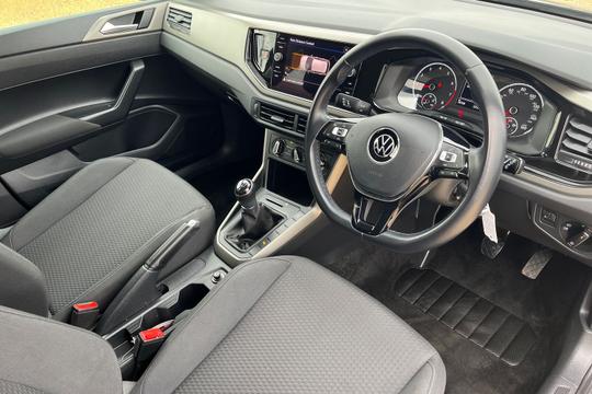 Volkswagen Polo Photo autoimg-00bbfbea72ffe6a839b7c537a142fcf5a61788e0.jpg
