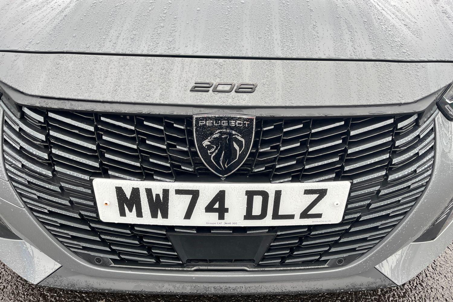 Peugeot 208 Photo 25