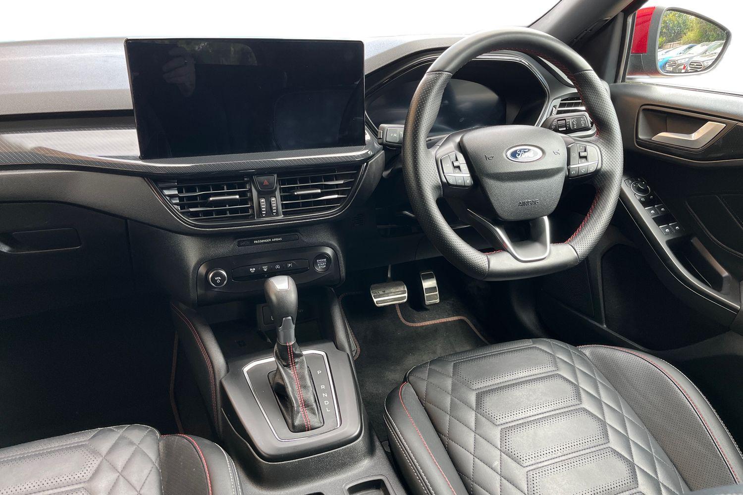 Ford FOCUS Photo 10