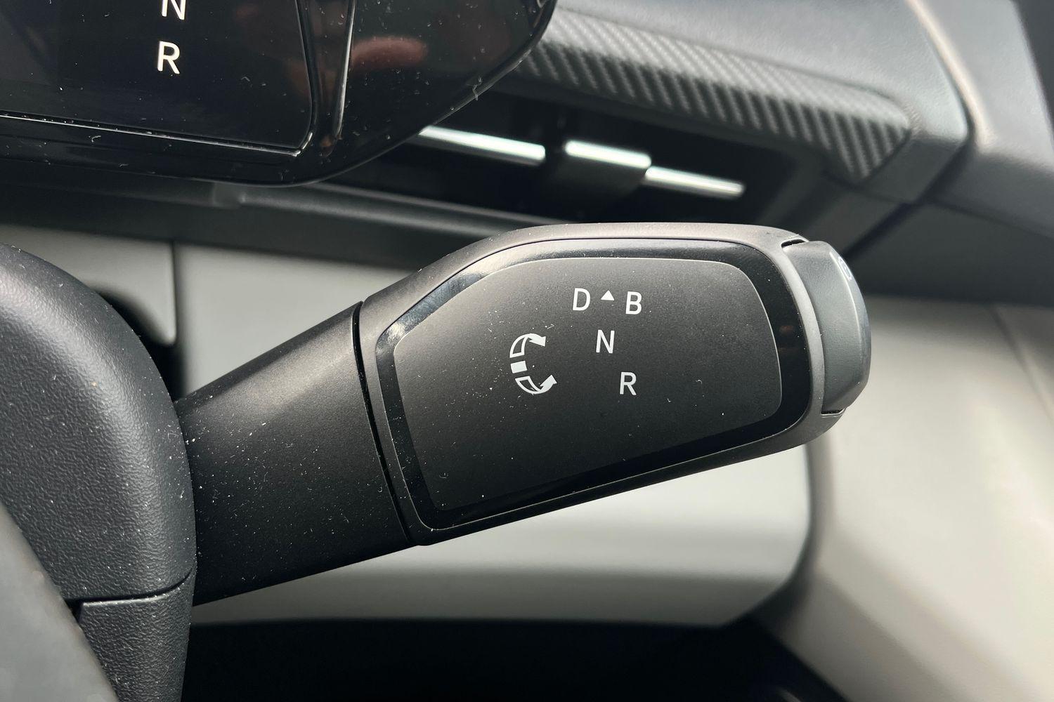 Ford Explorer Photo 14
