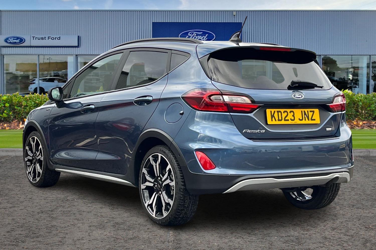 Ford FIESTA Photo 1