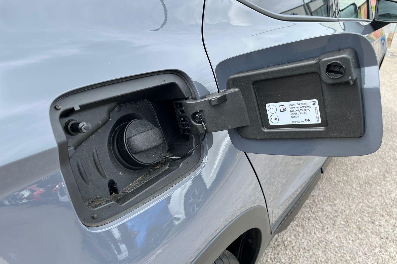 SEAT ARONA Photo 28