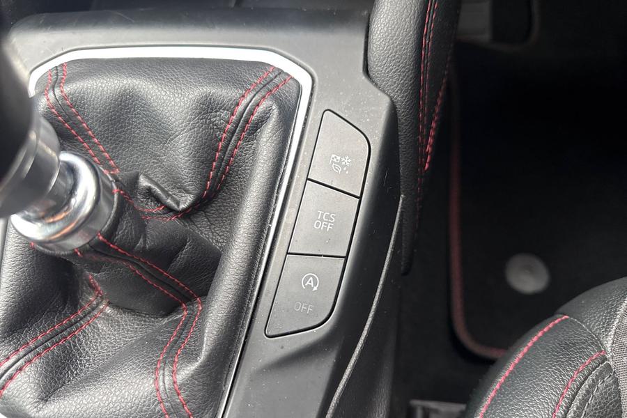 Ford Focus Photo autoimg-00c8e894ebdeef6c16ed60c0973f370da4d16c7e.jpg