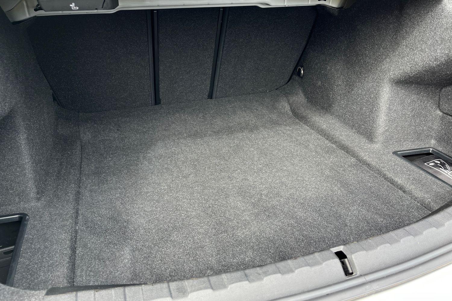 BMW 3 Series Photo 20