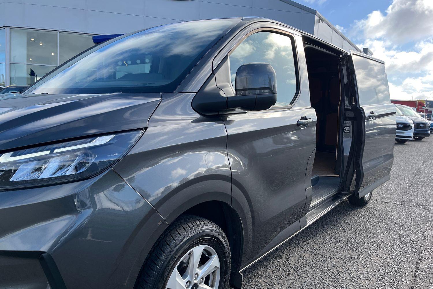 Ford Transit Custom Photo 27