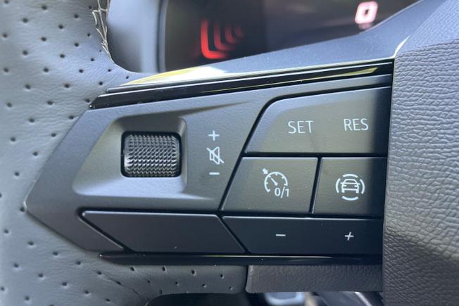 SEAT Arona Photo 16