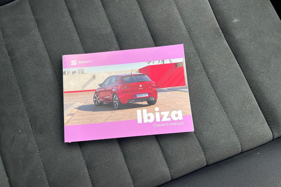SEAT Ibiza Photo autoimg-00cbb555c4f8eef3c9eb5e270898268398078a7e.jpg